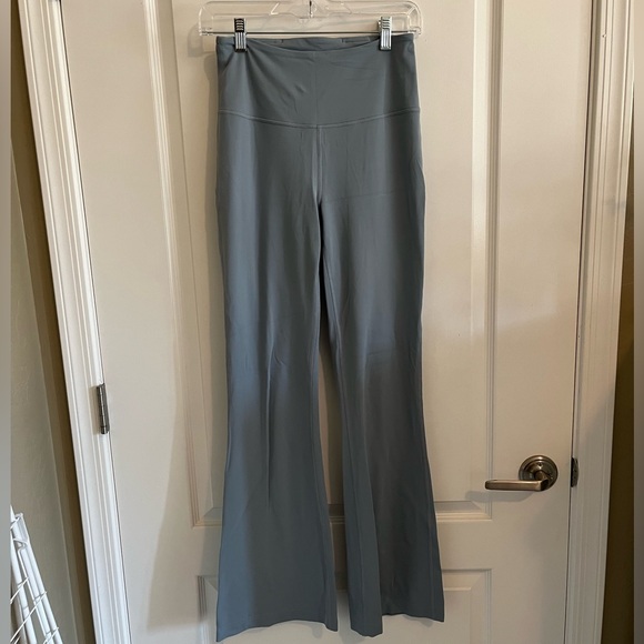 LULULEMON Groove Super-High-Rise Flare Pant Nulu - Picture 6 of 7